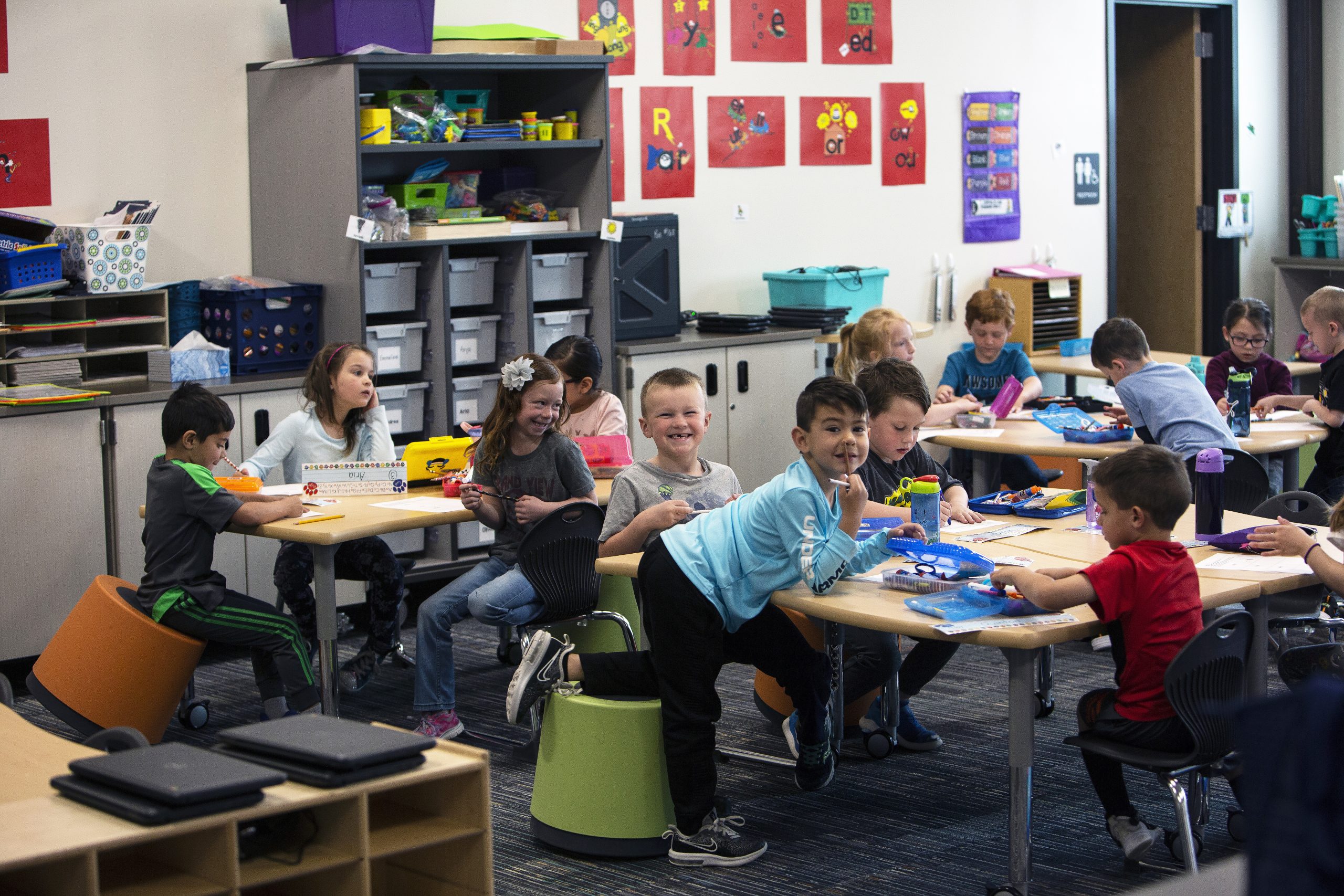 elementary students in a classroom